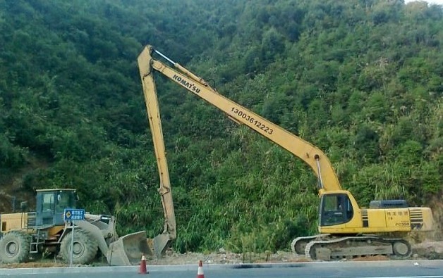 長臂挖掘機(jī)廠家、長臂挖掘機(jī)廠家定制、長臂挖掘機(jī)廠家改裝